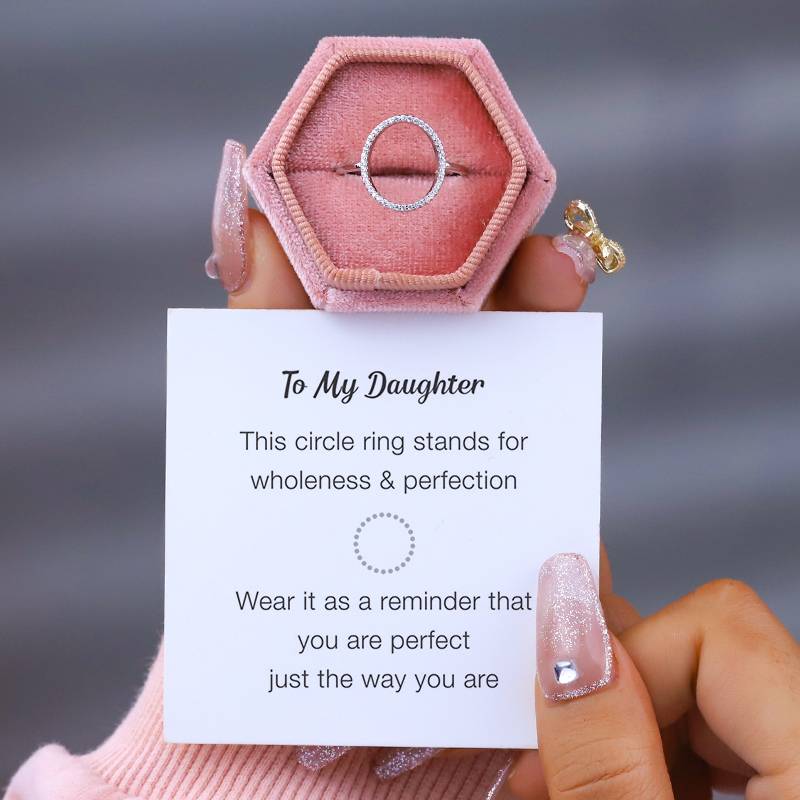 CIRCLE ETERNITY RING