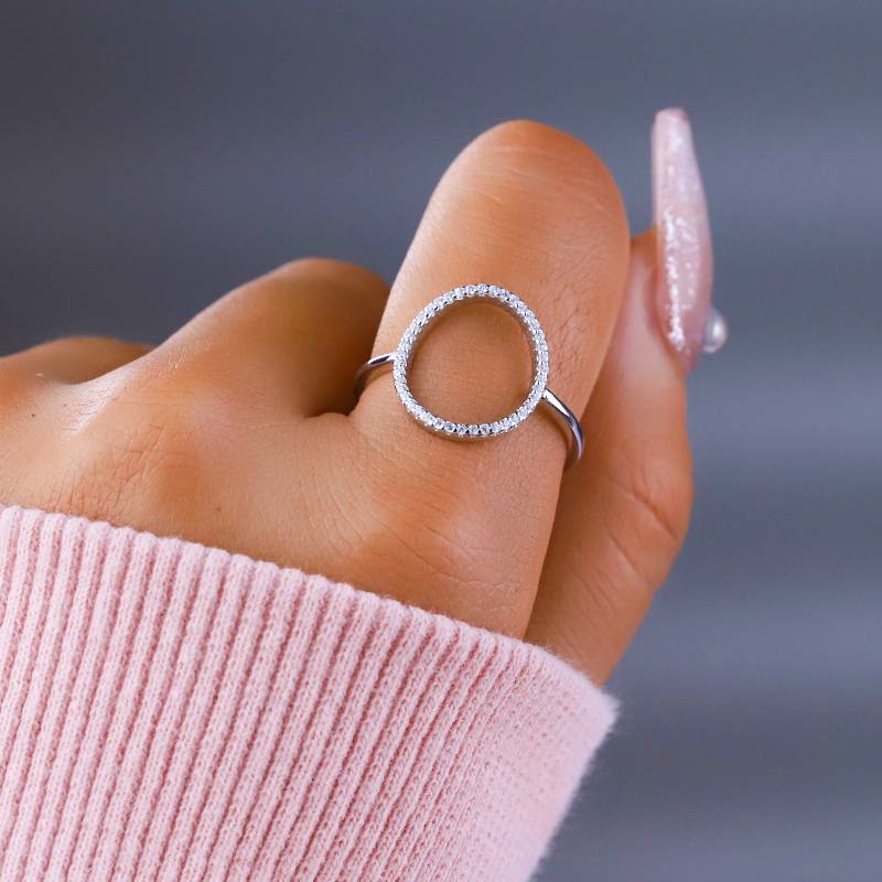 CIRCLE ETERNITY RING