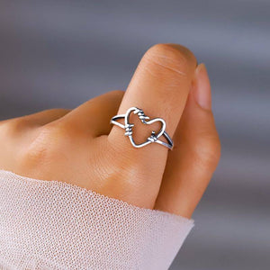 HEART WIRE RING
